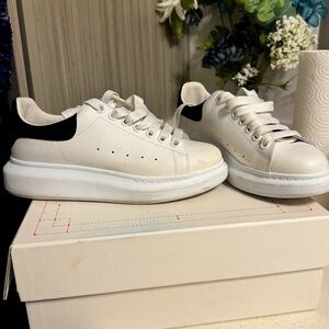 Alexander McQueen Sneakers
